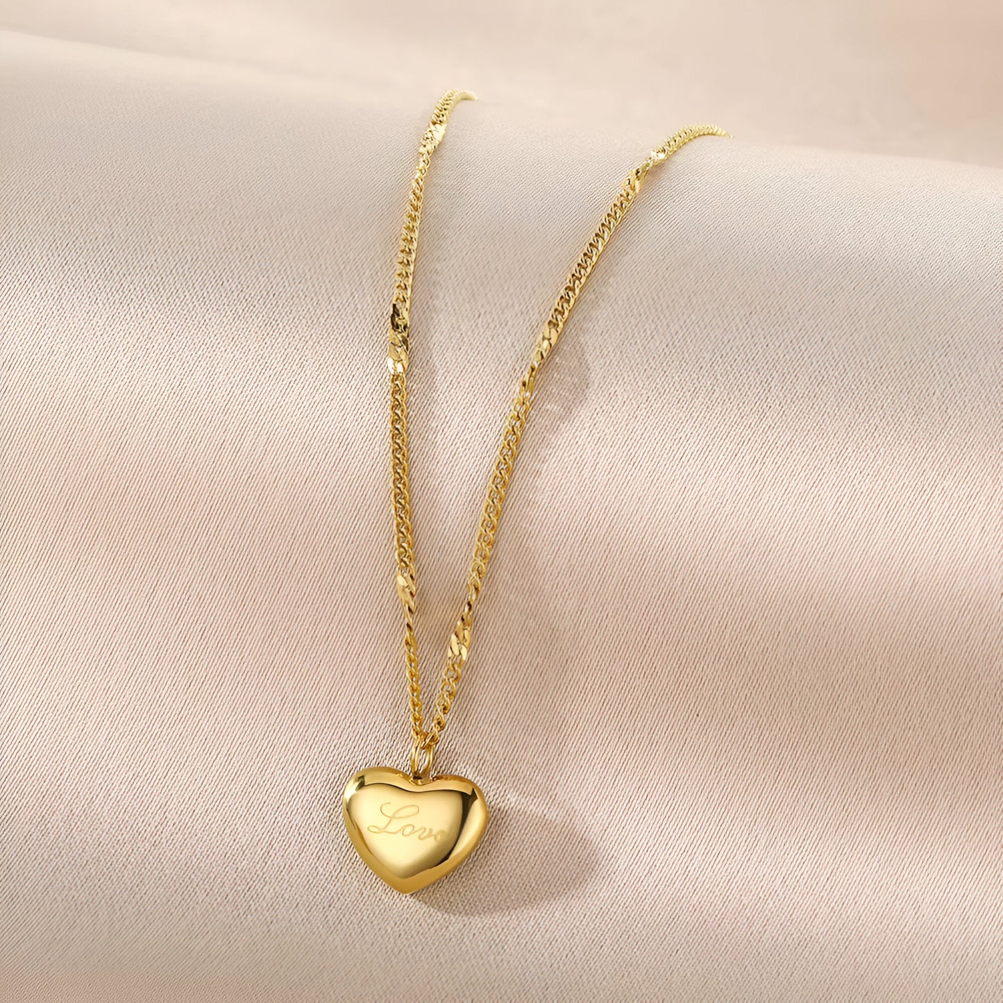 The Love Link Necklace -18k Gold Plated