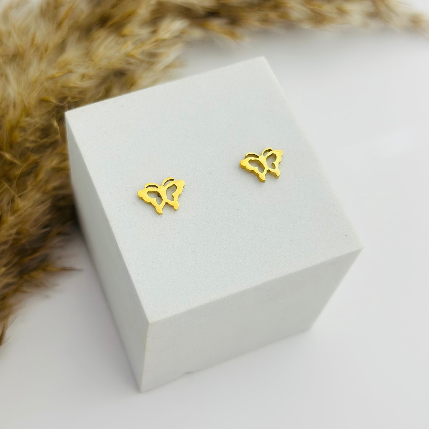Mystic Flutter Stud -18k Gold Plated