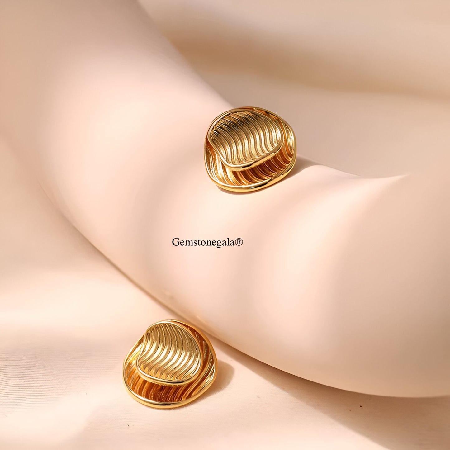 Kelly Earrings -18k Gold Plated