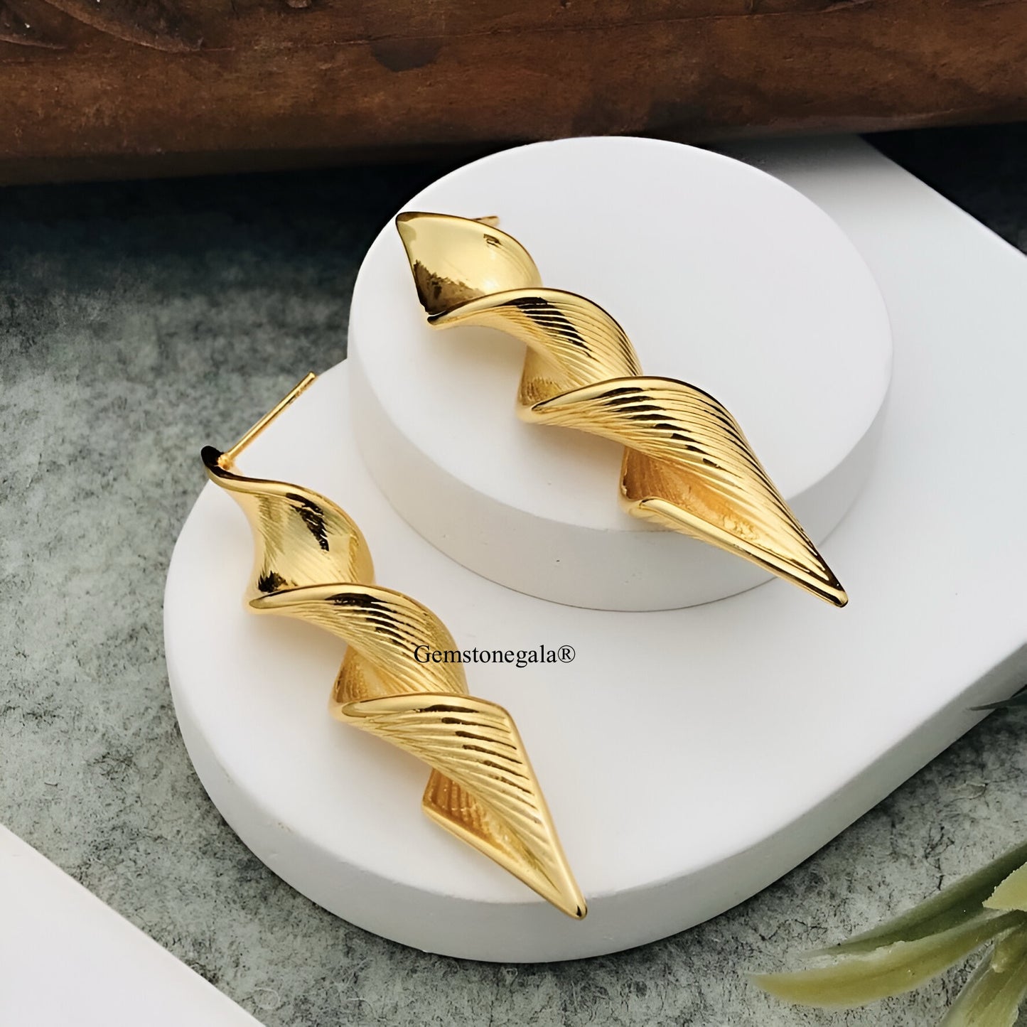 Ariana Earrings -18k Gold Plated