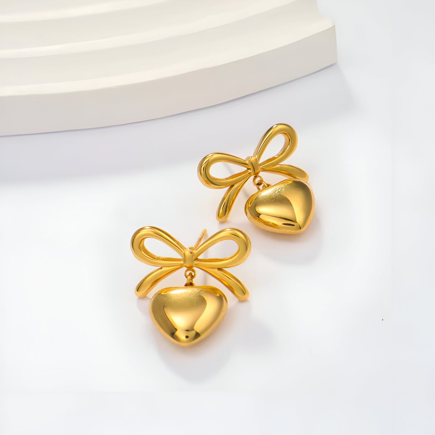 Leona Boweart Earring -18k Gold Plated