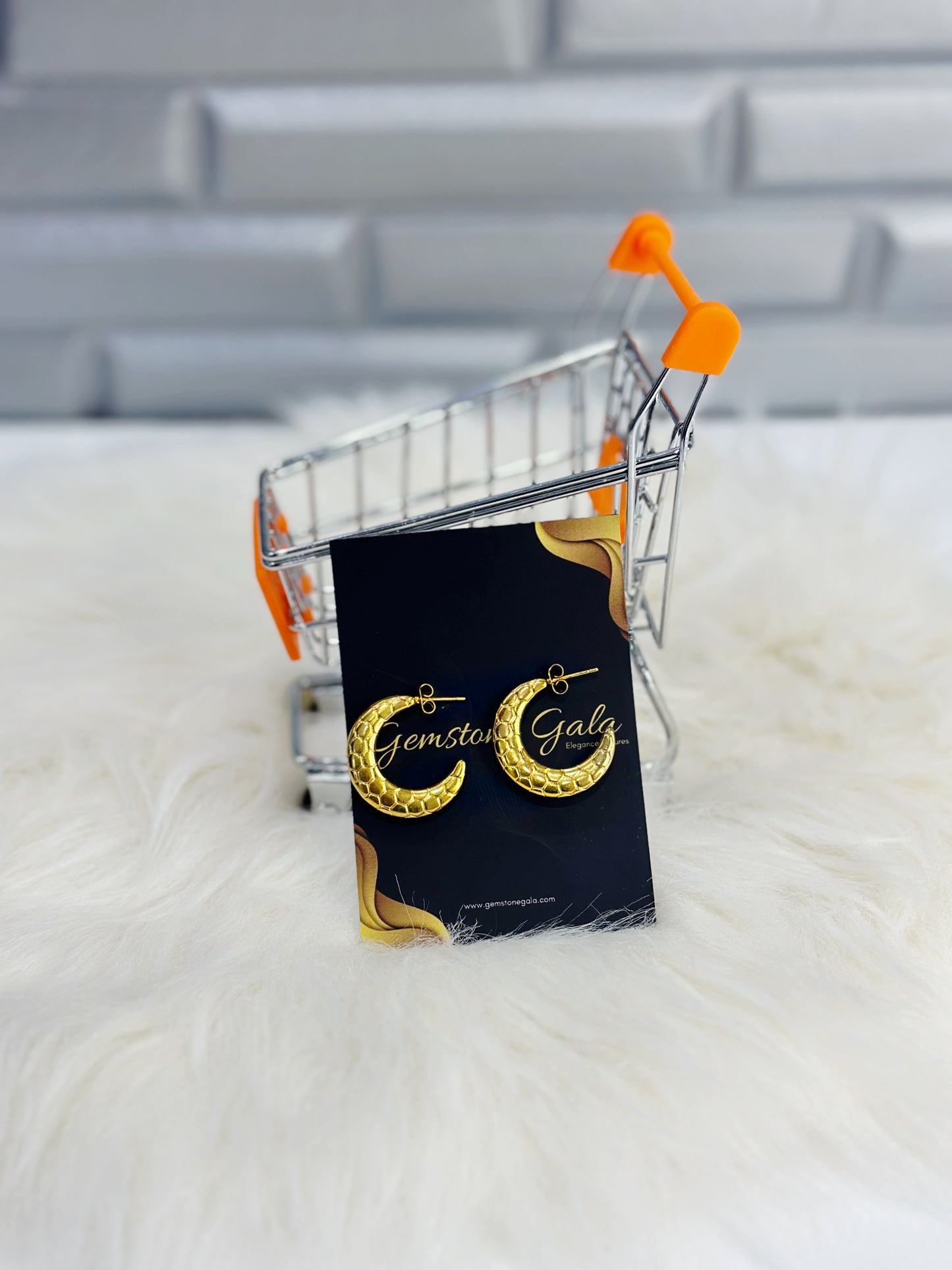 Half Moon Hoops -18k Gold Plated