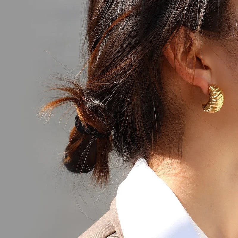 Crescent earrings -18k Gold Plated