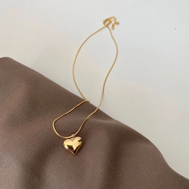 Auré Heart Necklace