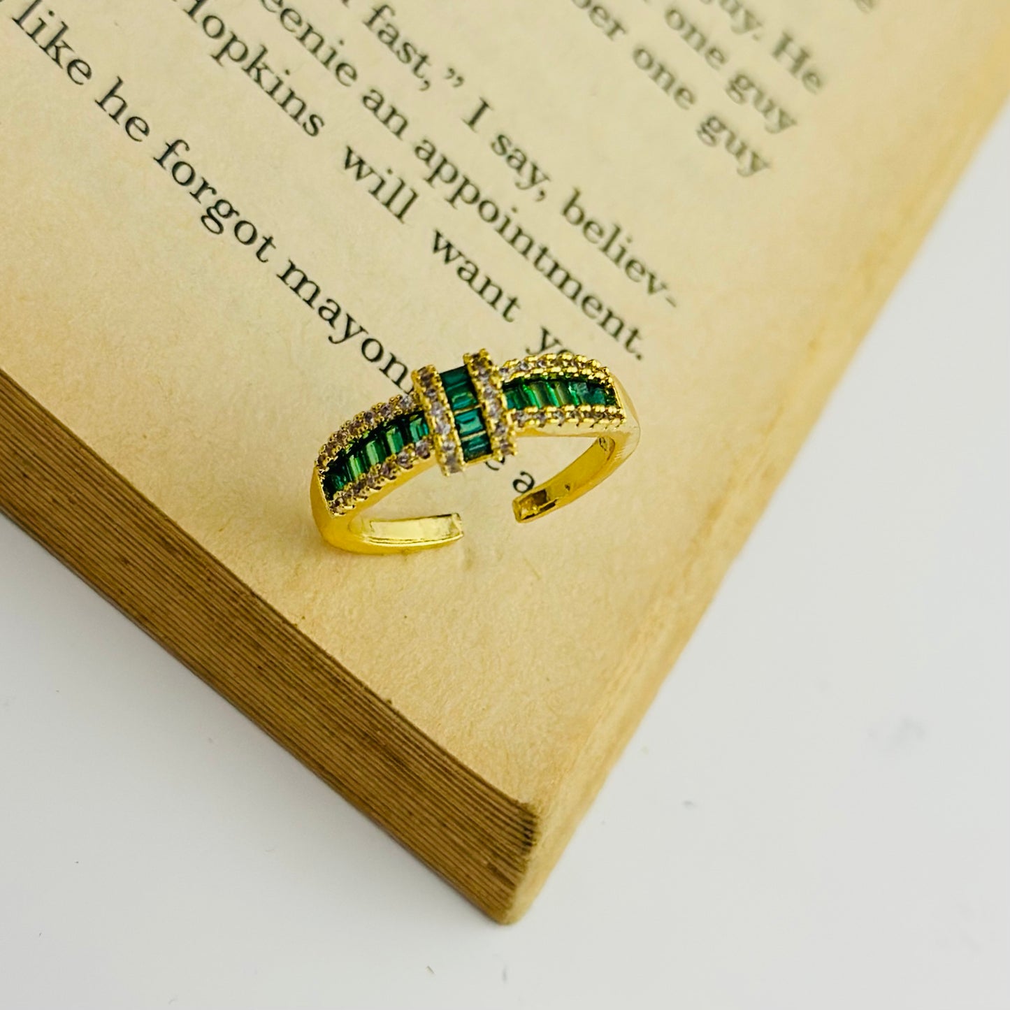 EMERALD 18K GOLD PLATED ROYALE RING