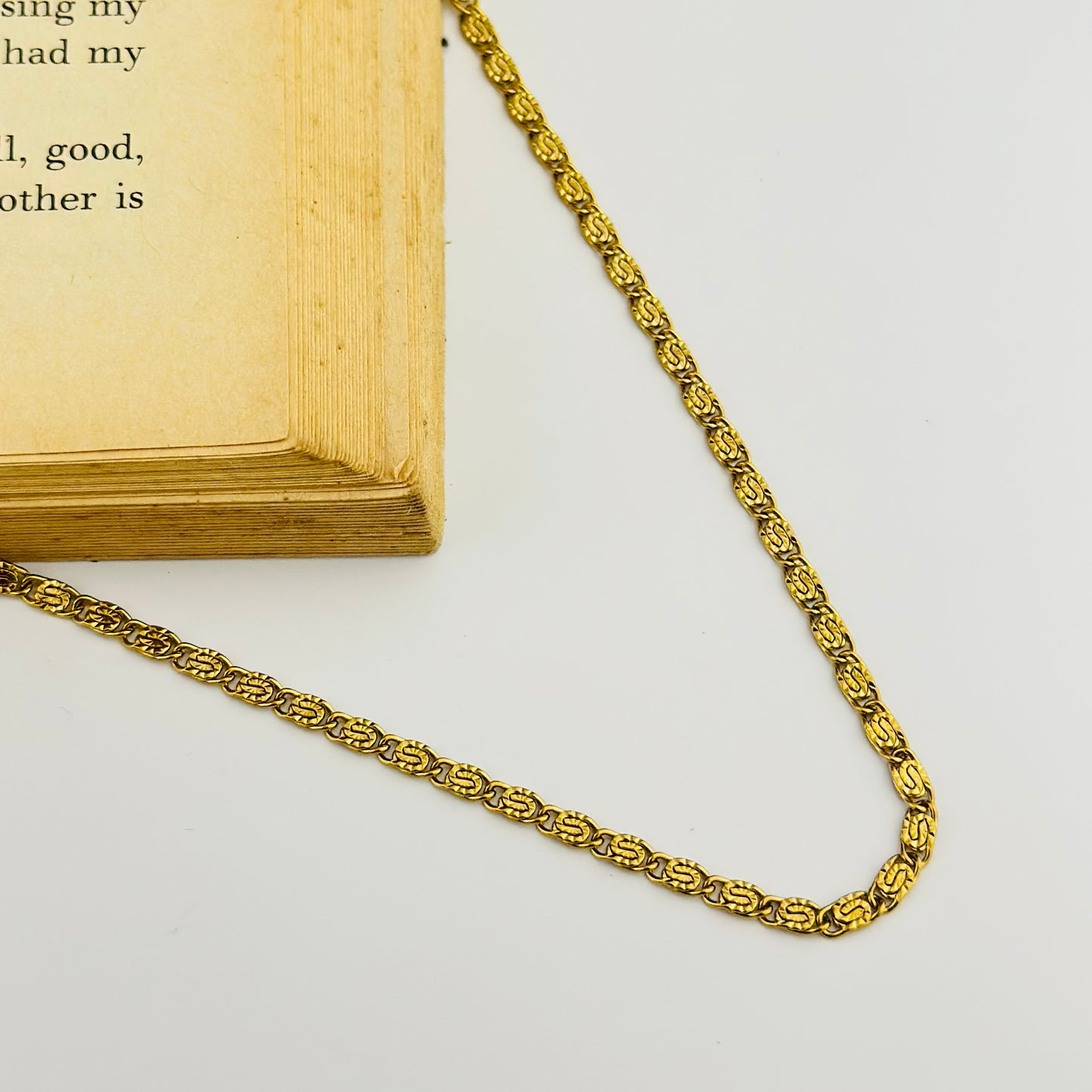 Auric Weave Chain
