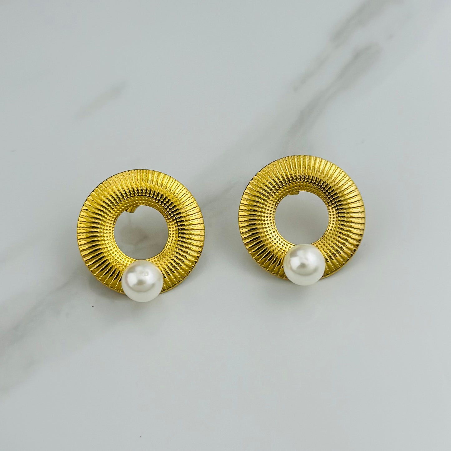 Boho Pearl Earrings -18k Gold Plated