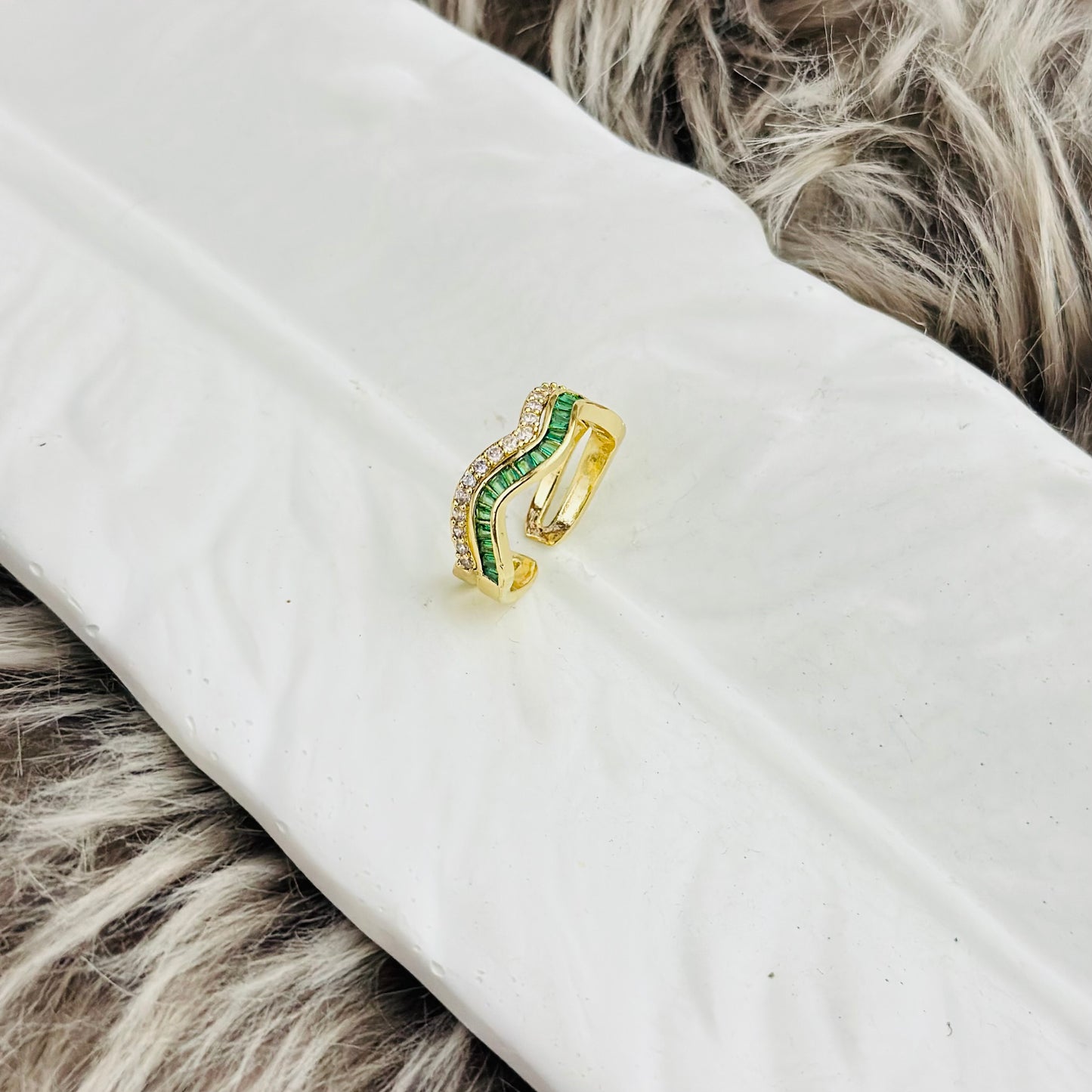 EMERALD ARC 18K GOLD PLATED RING