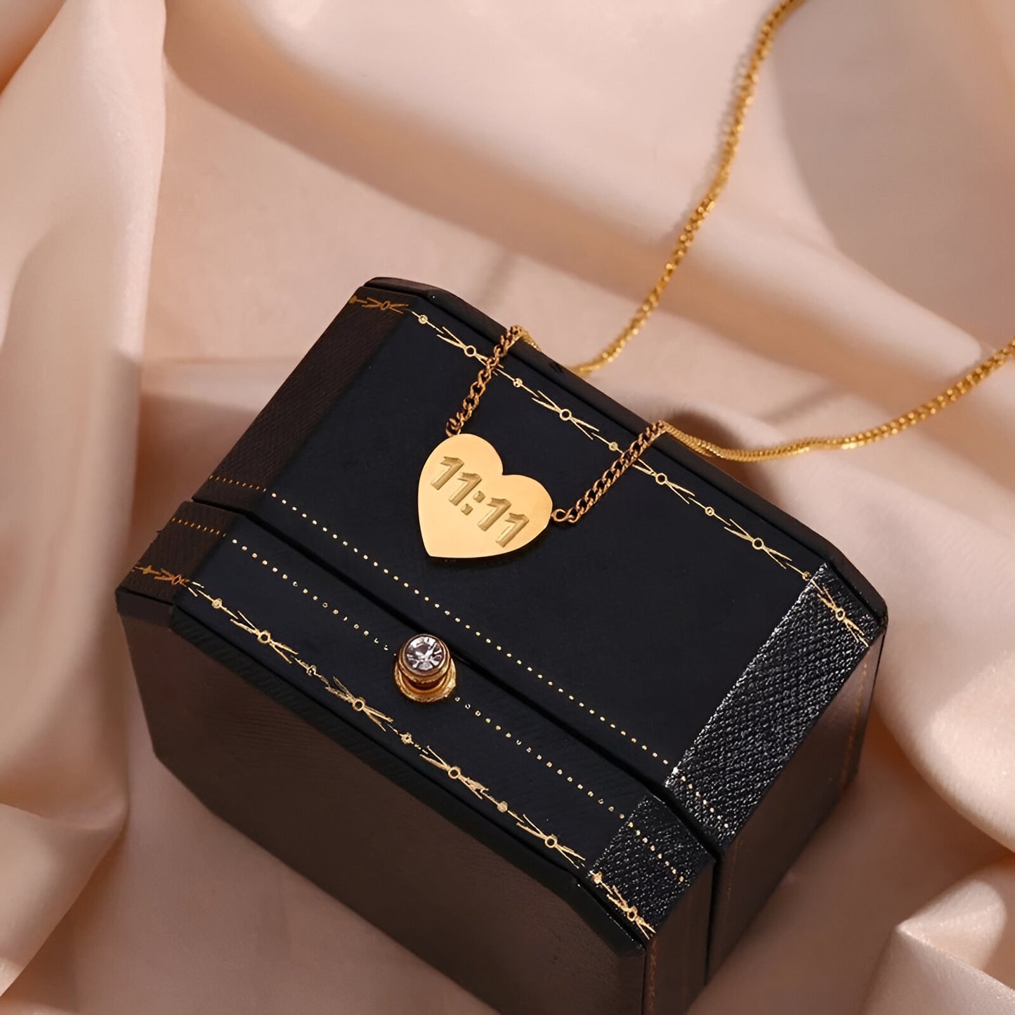 Heart 11:11 Necklace ( Make a wish ) -18k Gold Plated