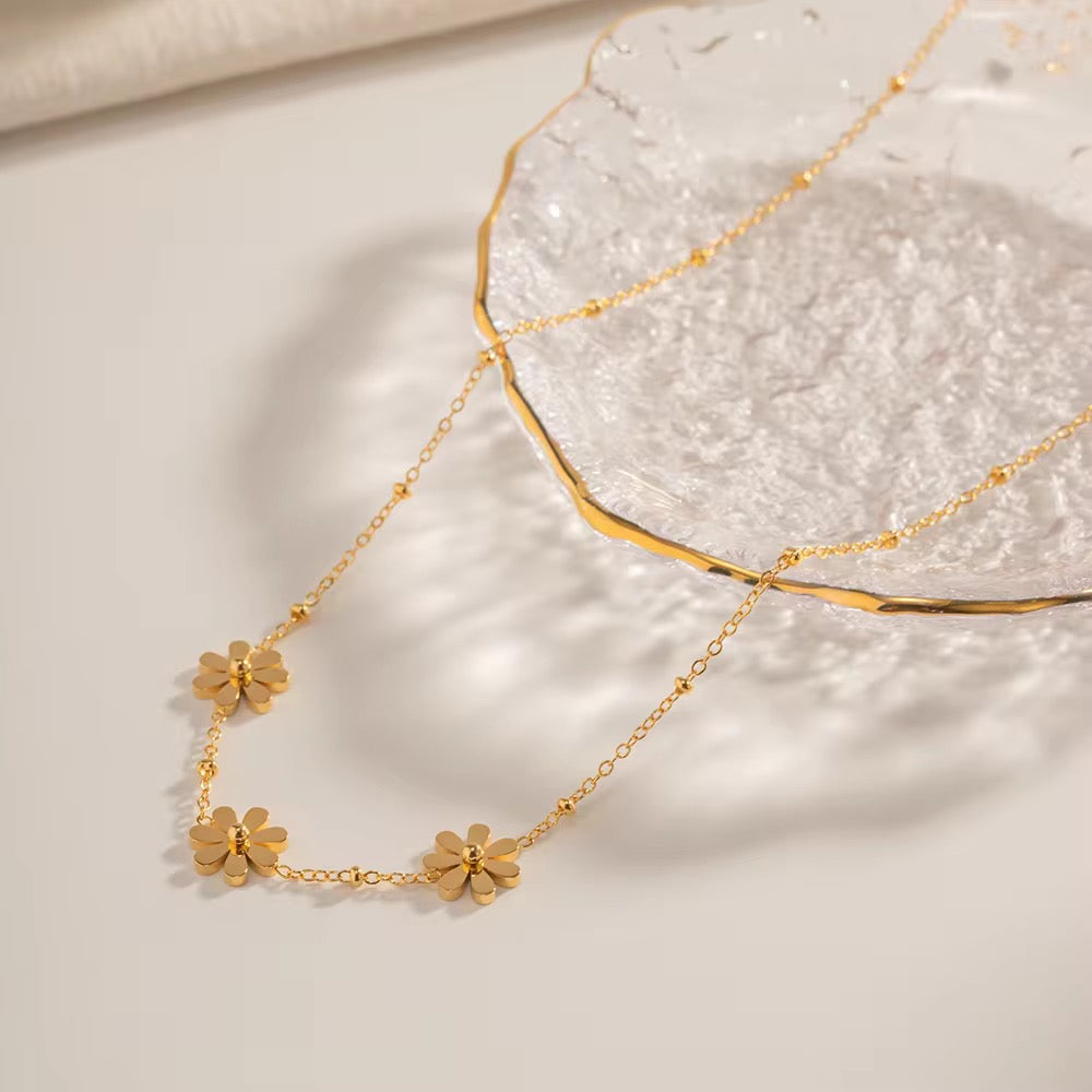 Petal Glow Necklace
