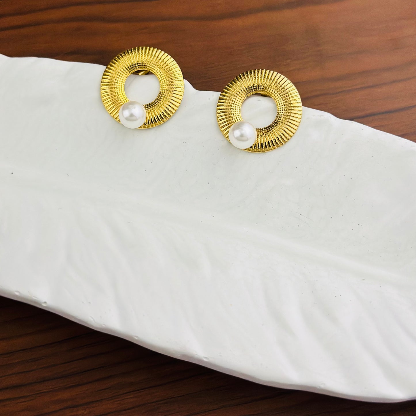 Boho Pearl Earrings -18k Gold Plated