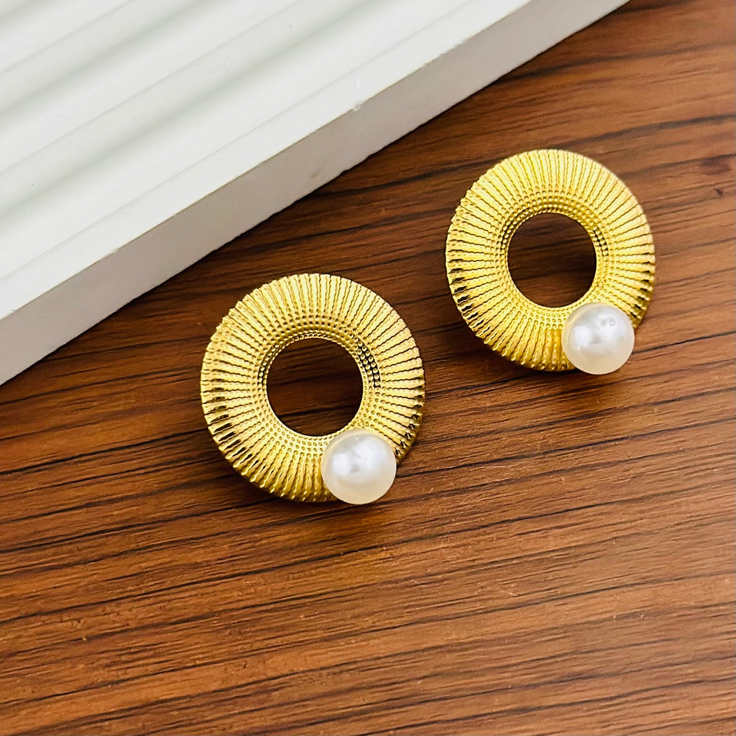 Boho Pearl Earrings -18k Gold Plated