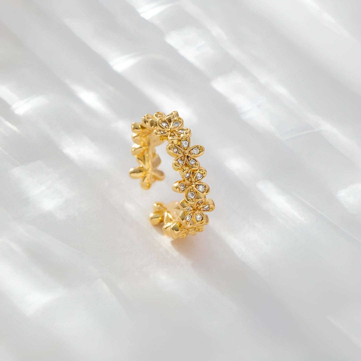 FLORA FLAIR 18K GOLD PLATED RING