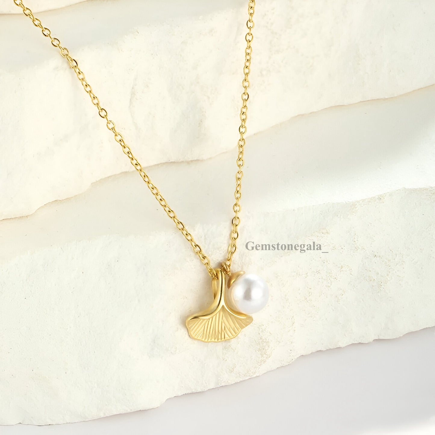 Serenity Pearl Necklace -18k Gold Plated