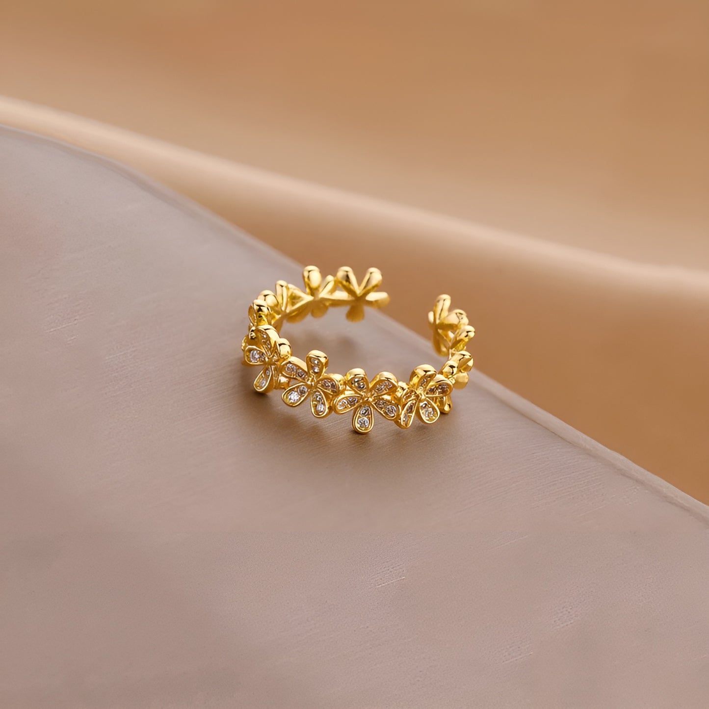 FLORA FLAIR 18K GOLD PLATED RING