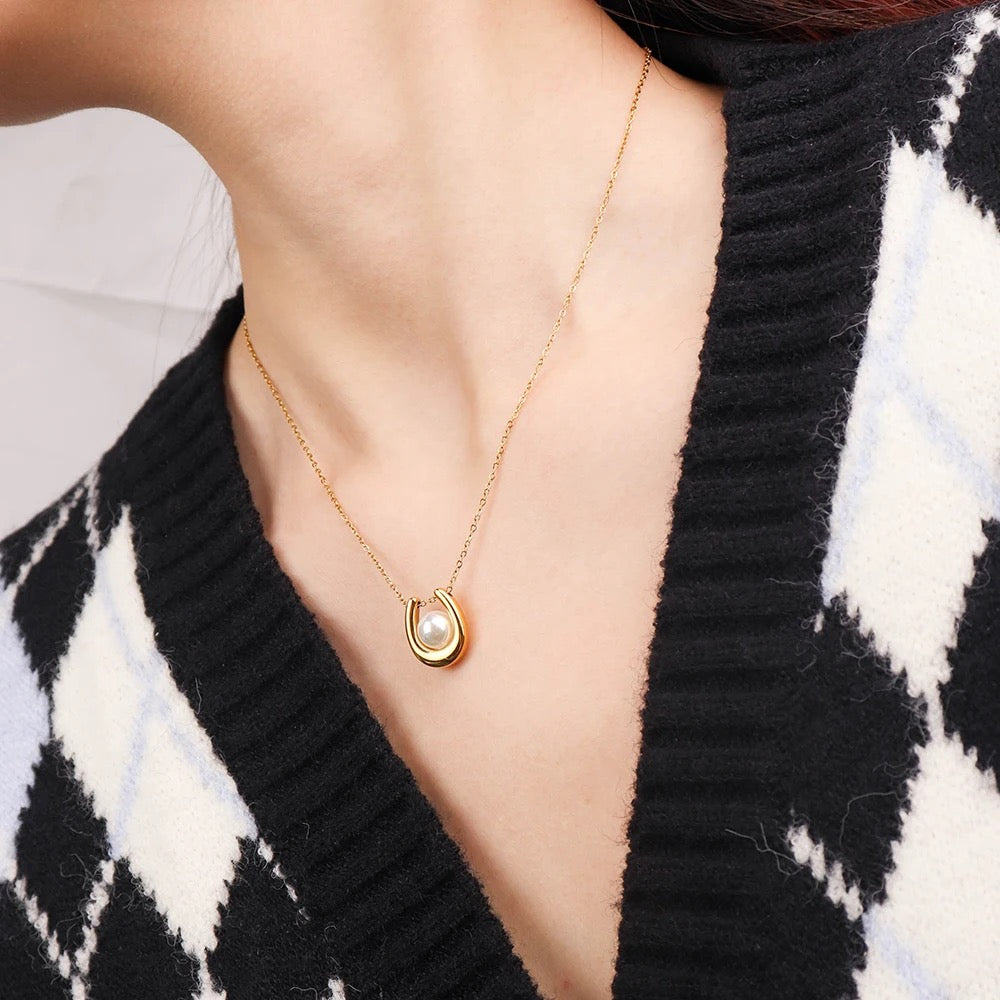 Mystique Pearl Necklace -18k Gold Plated