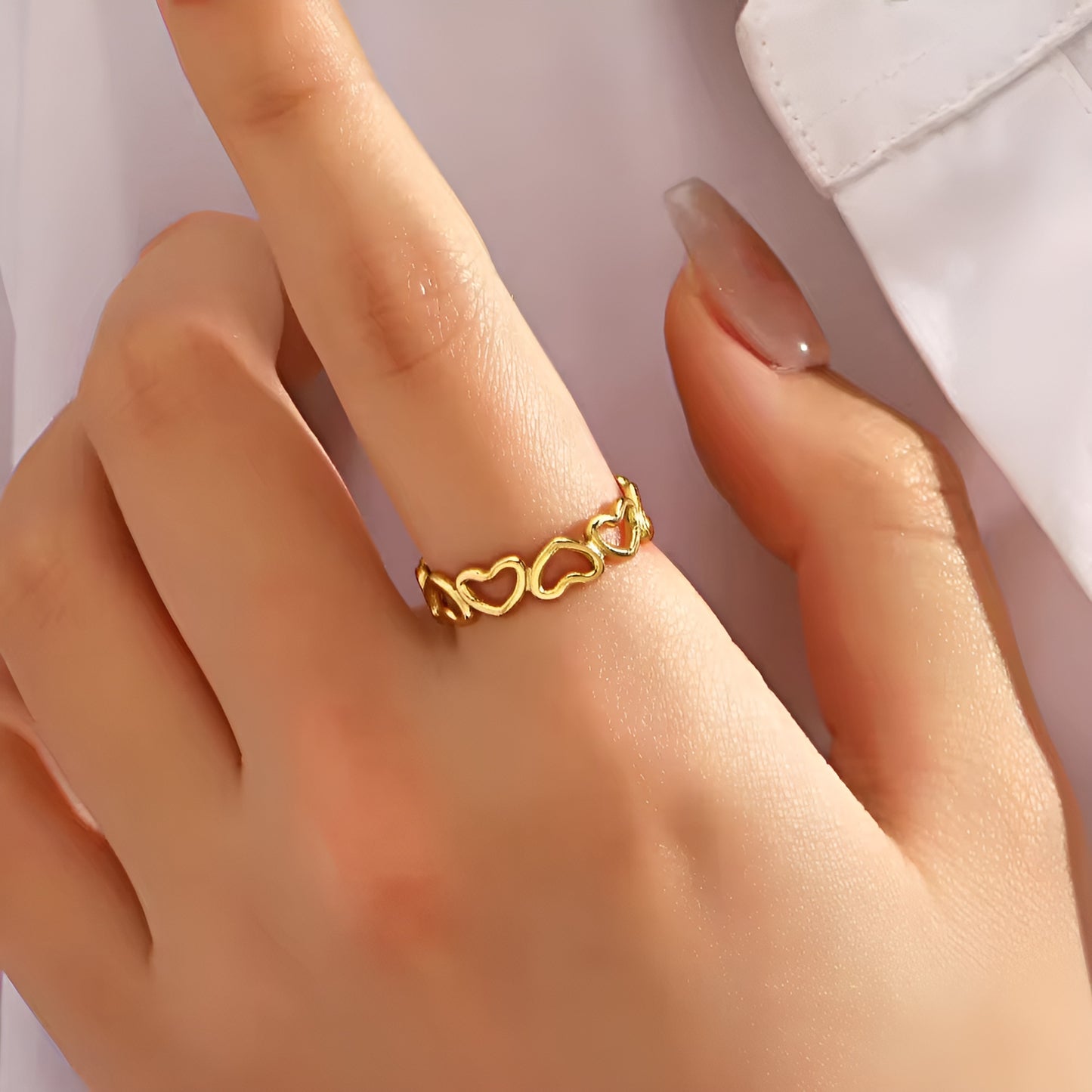 HEARTED HUE 18K GOLD PLATED RING (LIGHT WEIGHT)