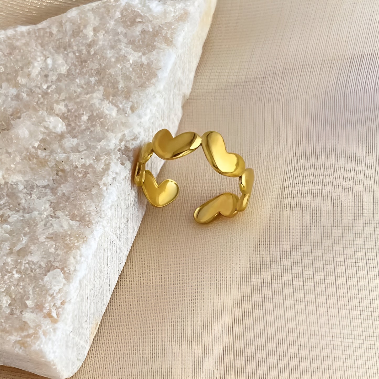 HERA HEARTS 18K GOLD PLATED RING ( LIGHT WEIGHT )