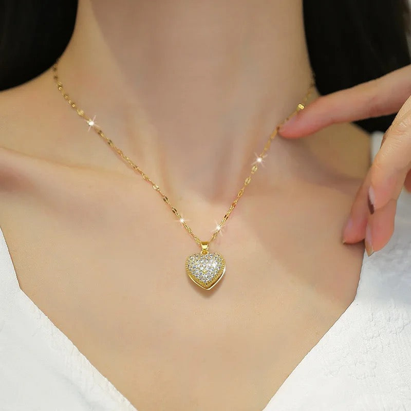 Pearl Heart Necklace -18k Gold Plated