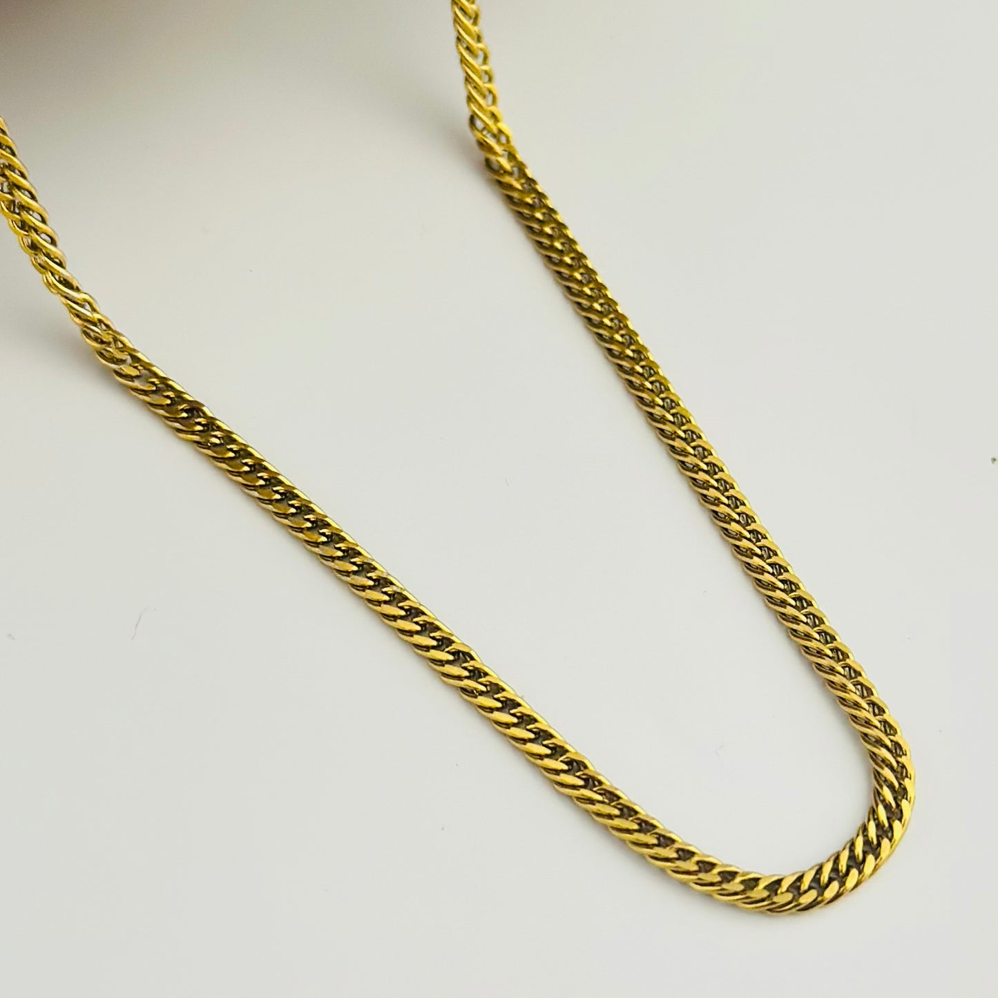Golden Helix Chain