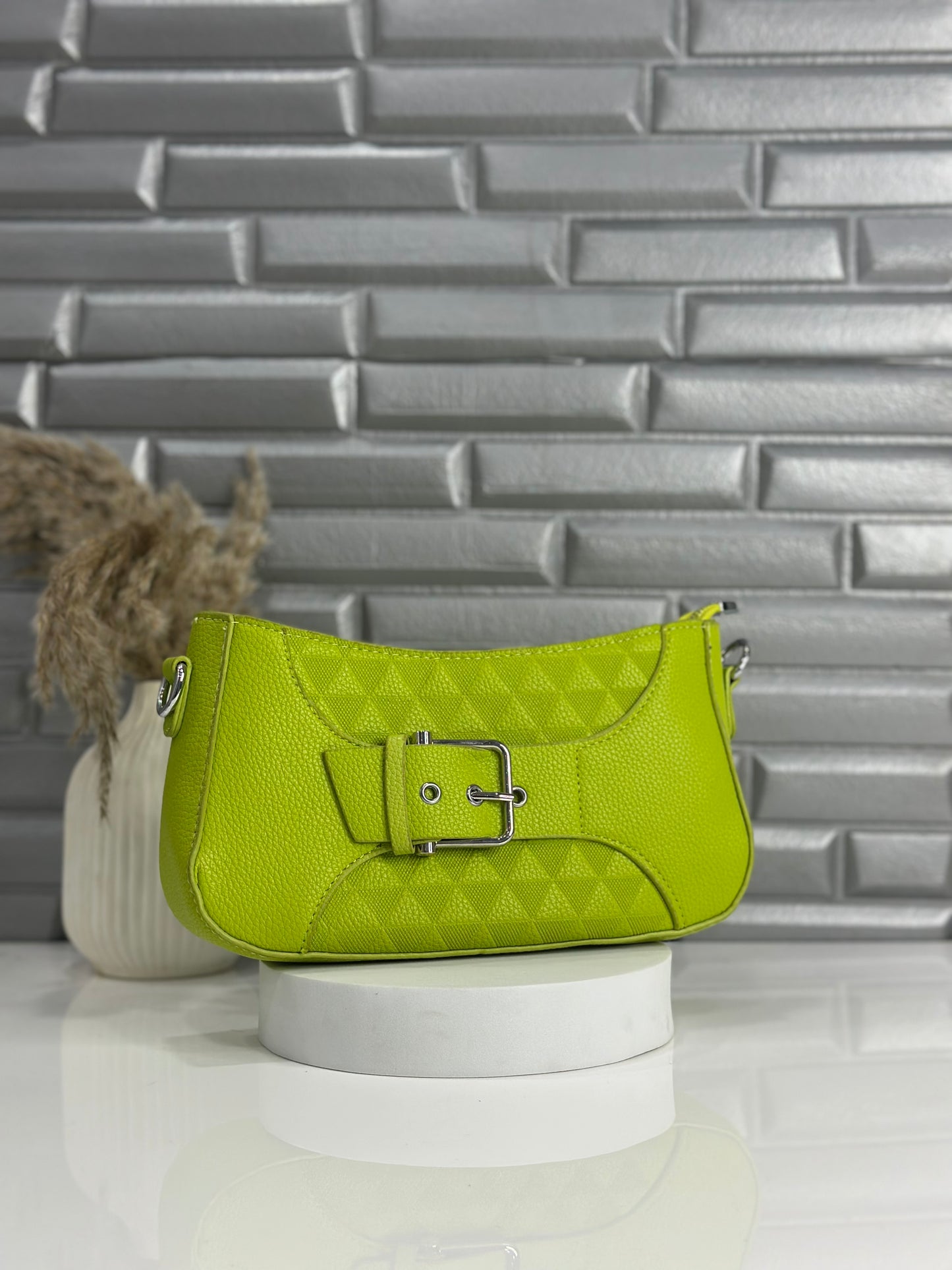 Quinn Sling Bag