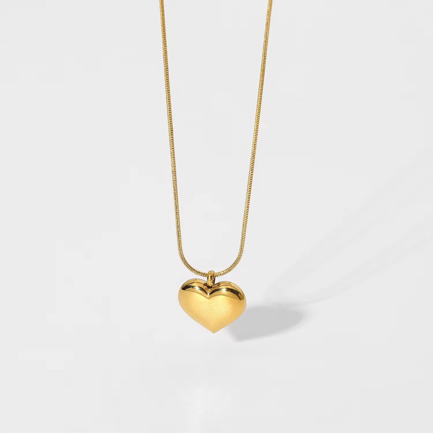 Auré Heart Necklace