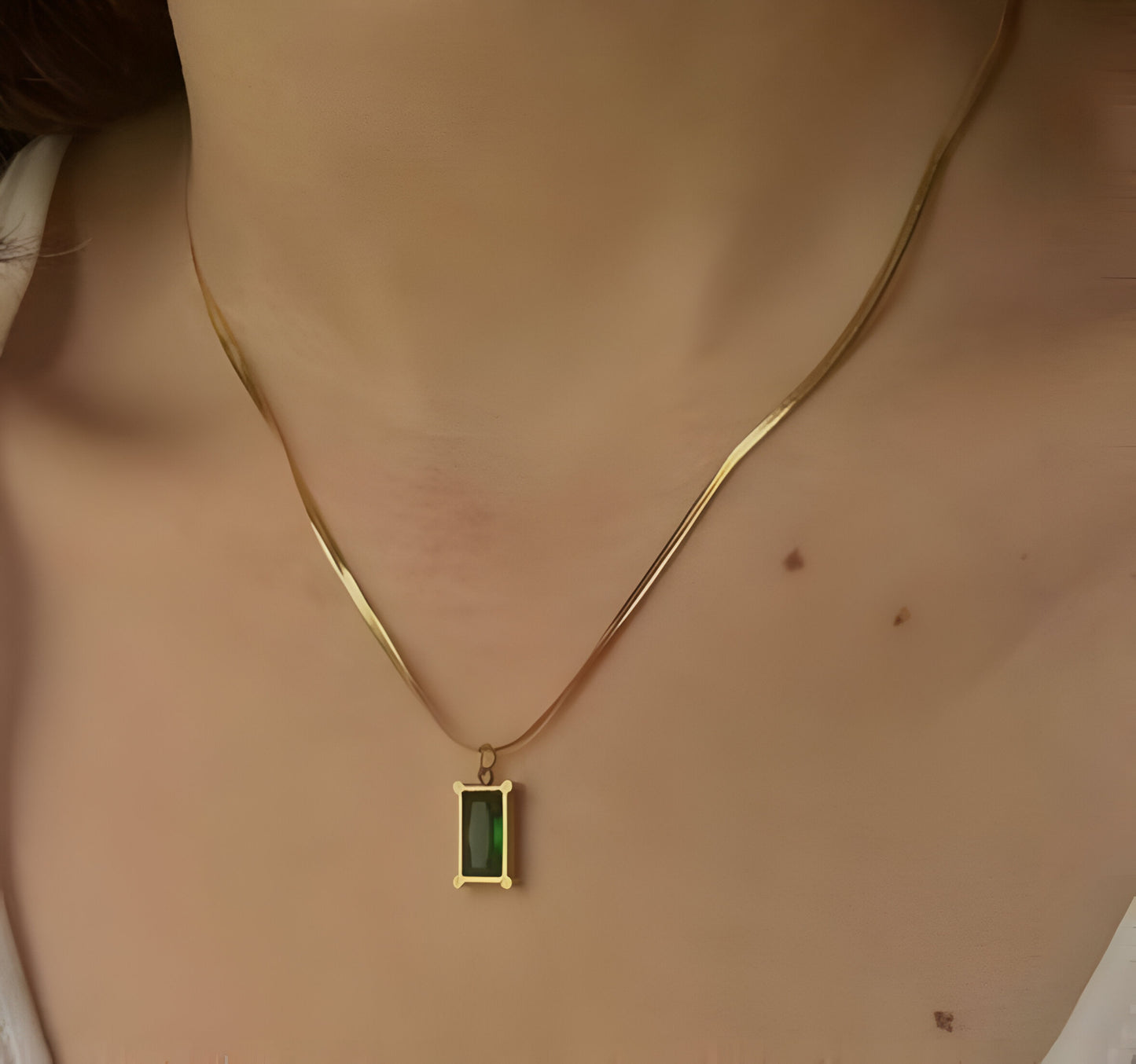 Emerald Thin Chain Necklace -18K Gold Plated