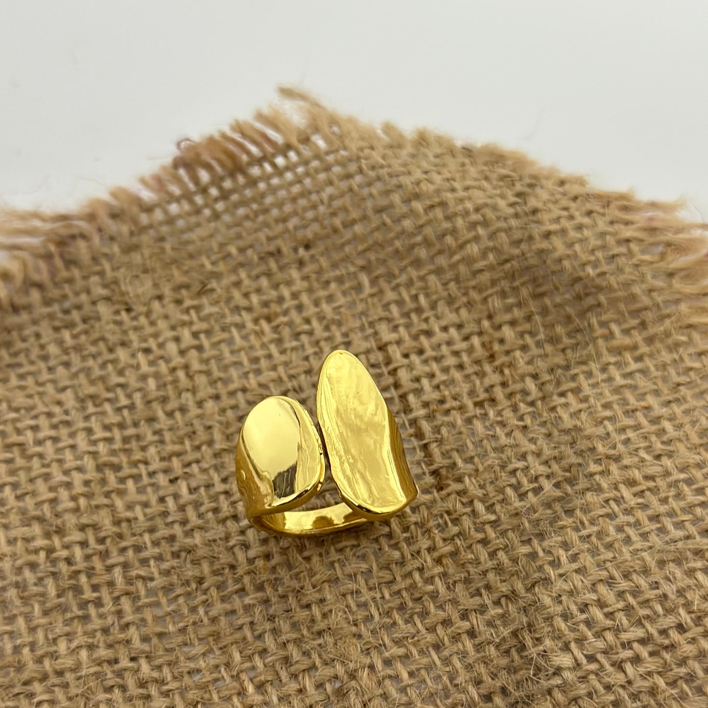NOEMI 18K GOLD PLATED RING