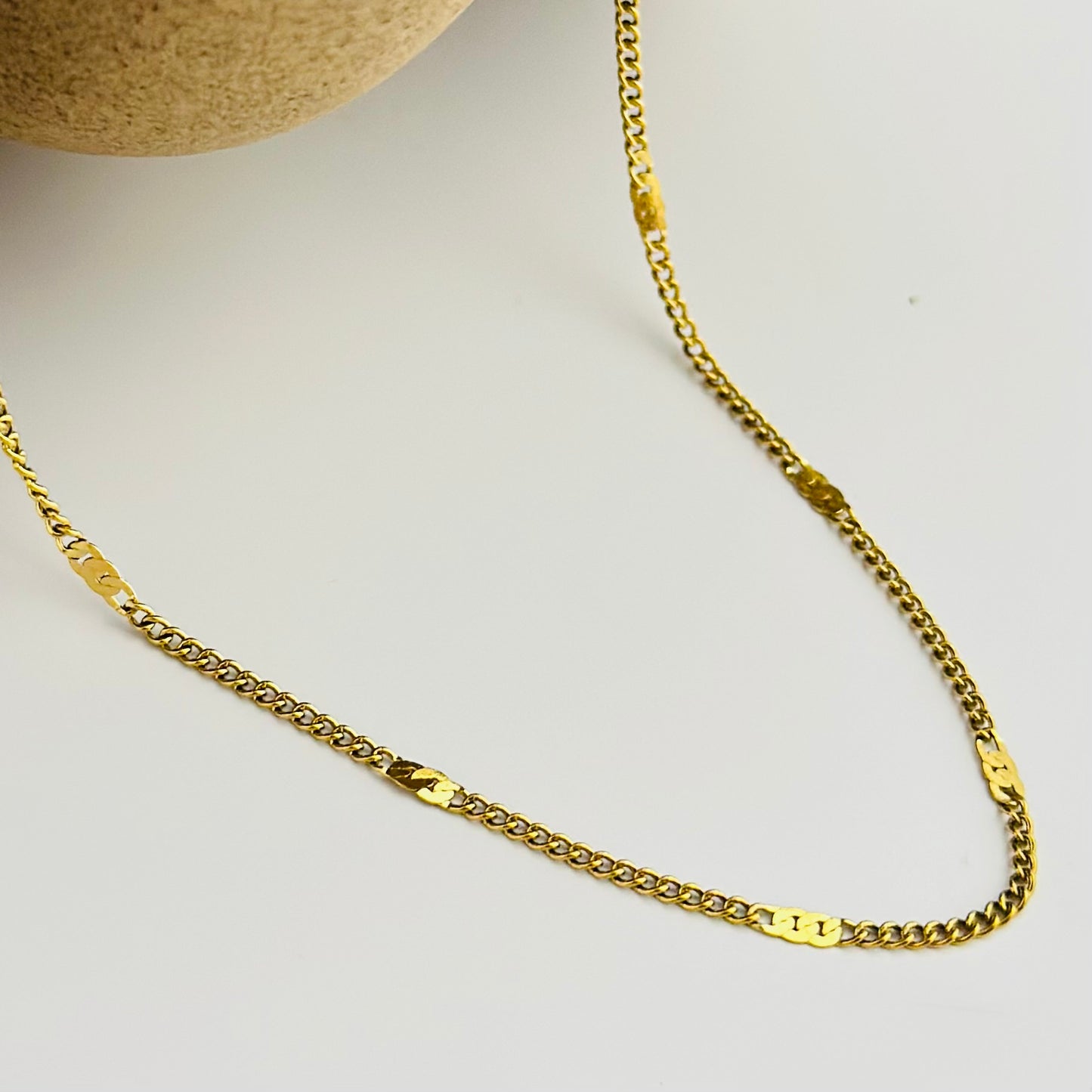 Solara Sleek Chain