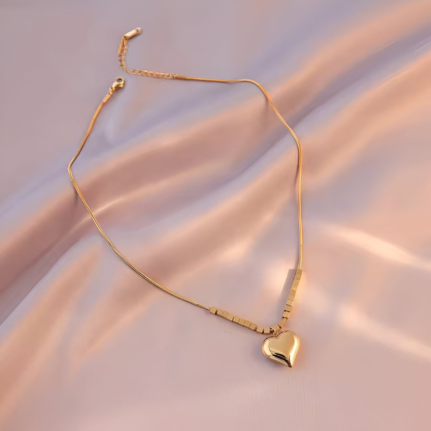 Coraline necklace