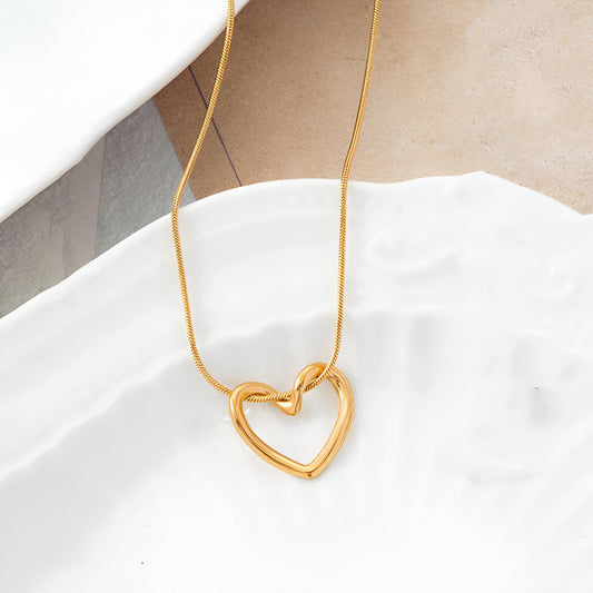 Azaria Necklace