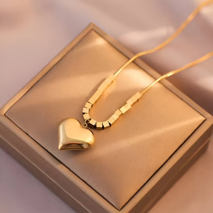 Coraline necklace