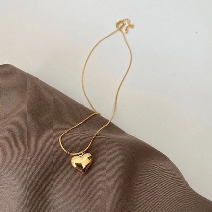 Auré Heart Necklace