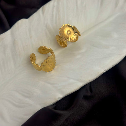 DAISY EVELYN 18K GOLD PLATED RING