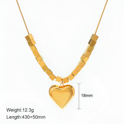 Coraline necklace