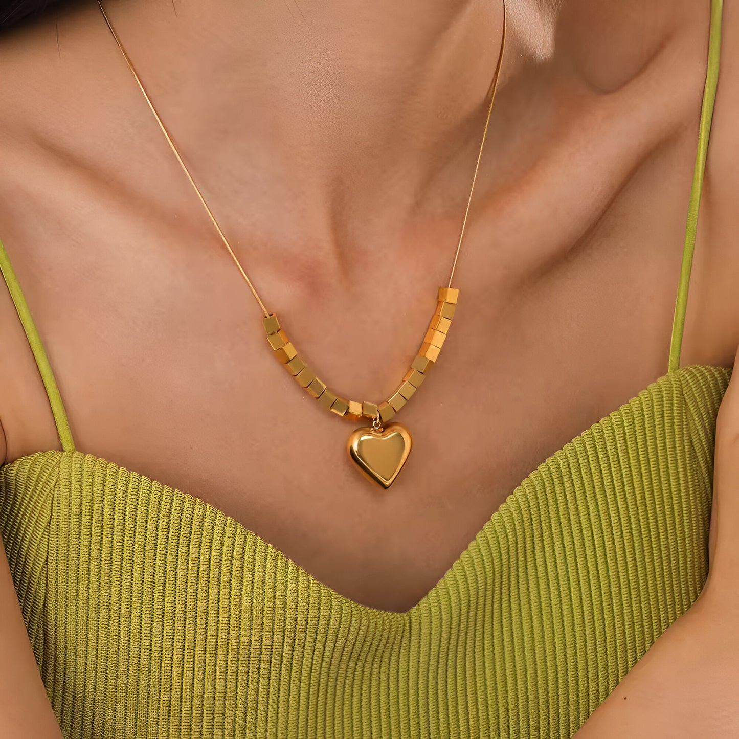 Coraline necklace