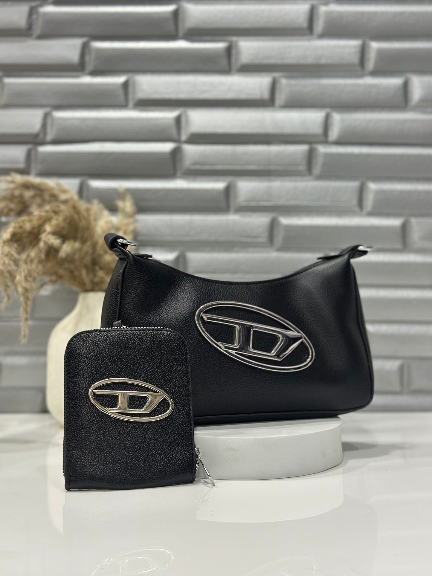Nova Sling Bag