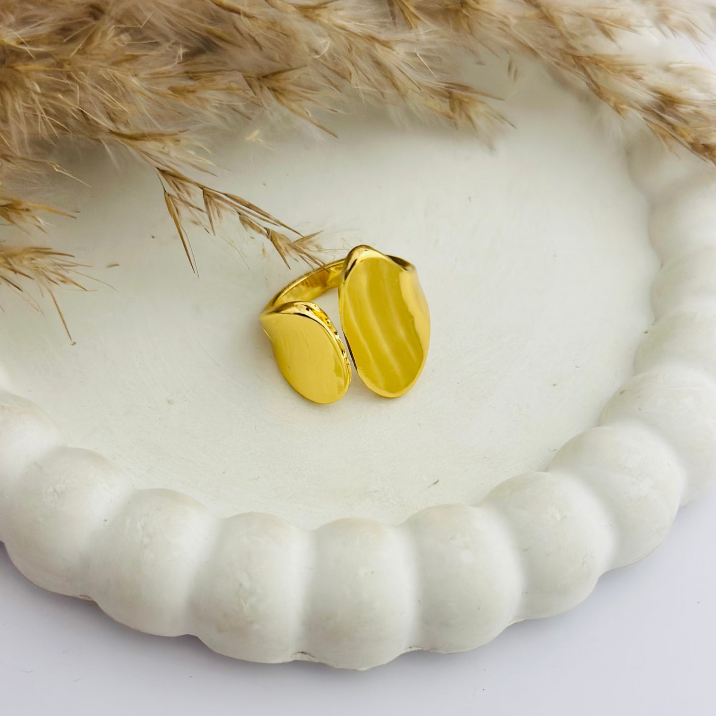 NOEMI 18K GOLD PLATED RING