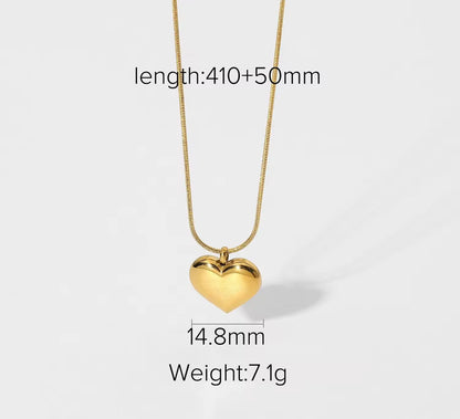 Auré Heart Necklace